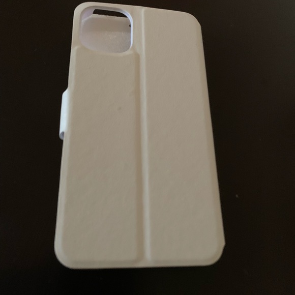 Cell phone Wallet case for iPhone 11, Xr or XsMax - Picture 3 of 4